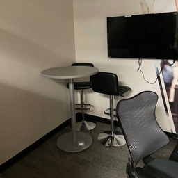 [#C19-25] bar height table