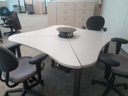 [#C5-93] Table with free standing power/data Module 7'x7'