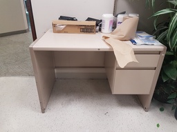 [#E3-111] Desk 1Ped/Drawer - Metal