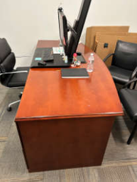 [#E3-40] Bow Front Desk