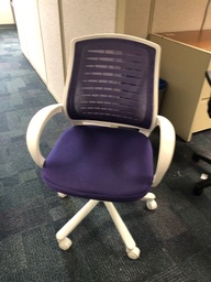 [#B13-8] Task chair