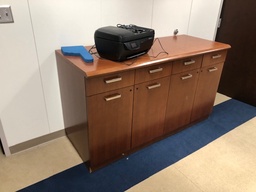 [#D5-w13] Credenza