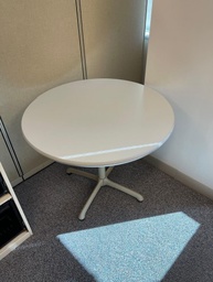 [#C3-12] White Round Table