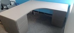 [#E6-27] L SHAPED DESK 6' X 6’