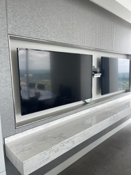 [#H16-33] 60" TV