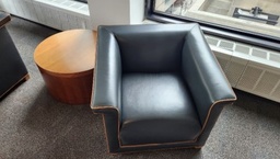 [#B12-60] Leather tub chairs
