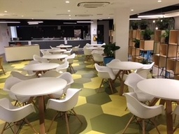 [#00-IR9] Café tables and chairs