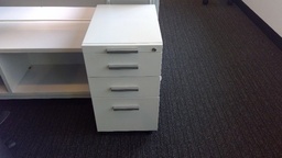 [#D16-45]  Steelcase Peds, Box/Box/File