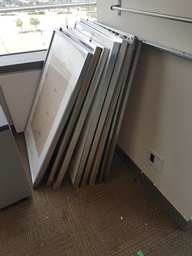 [#J4-29] Picture frame