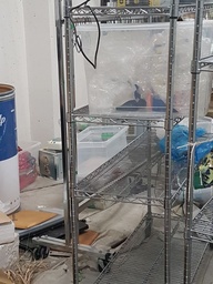 [#D25-51] Metal wire shelving