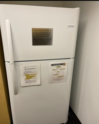 [#G10-38] WHITE FRIDGE 