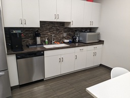 [#G2-4] Dishwasher (2'x2'x3')