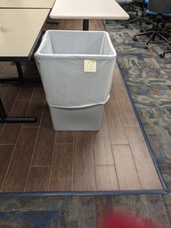 [#G3-97] plastic garbage can