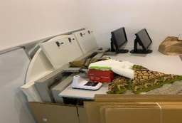 [#C19-57] TABLE DISMANTLED