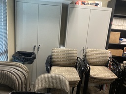 [#B4-16] Stacking Chairs