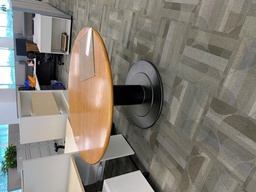 [#C5-12] Round Table