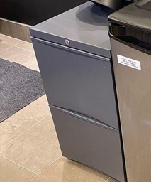 [#D16-30] Metal Pedestal