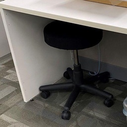 [#B12-34] Stool