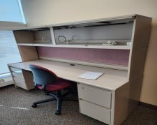 [#A3-20] Workstation desk with overhead (75”X25”)