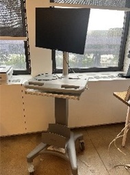 [#C9-56] Doctor Stand