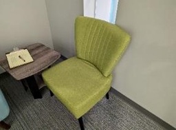 [#B12-72] Chair, Lounge, Green, 24" x 20" x 43"
