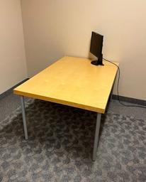 [#C19-18] Wooden Table