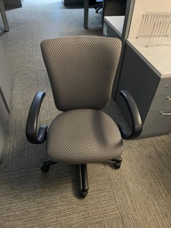 [#B13-23] CHECKERED TASK CHAIR