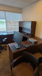 [#E8-37] U shaped suite w/ corner desk brown