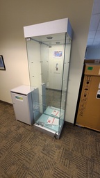 [#D4-112] Display case