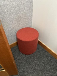 [#B11-65] Ottoman - red (17x17x17)