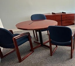 [#C5-3] Round Tables