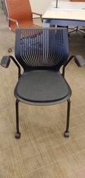 [#B4-33] Knoll Black/Gray Stacker w/ Casters
