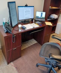 [#E4-254] Desk 6’