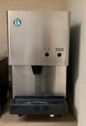 [#G5-ES5] Hoshizaki Stainless Ice Machine with Water Dispenser