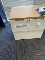 [#D17-19] Wooden Pedestals with Wooden Top, 15x23