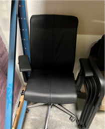 [#B5-MM034] Black Conference Chair