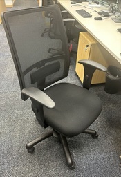 [#B13-1] Office chair | Cadeira de escritório