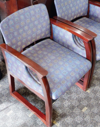 [#B8-24] Guest Seating 24