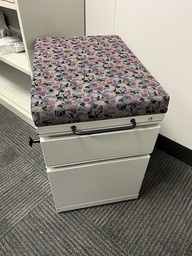 [#D16-Pic 103] Pedestal With Cushion Top, In Workstations