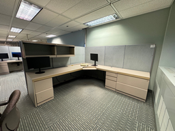 [#A2-4] Workstation, 112x29x104"