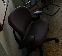 [#B13-19] Task chair, black