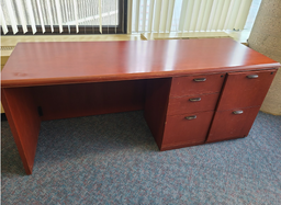 [#E4-3] Bureau - 70"x24"x28" de hauteur