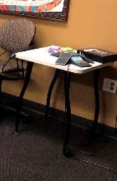 [#C11-38] White Side Table