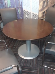 [#C9-14] Round Table