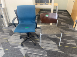 [#B13-17] Blue Task Chair