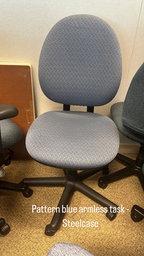 [#B12-42] Patterned Blue Armless Task