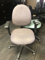 [#B13-168] Task Chair with Arms 