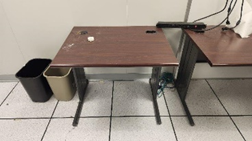 [#C10-26] Computer Table