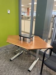 [#E10-72] Diamond Shape HA Desk