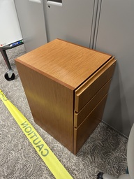 [#D17-76] wood ped